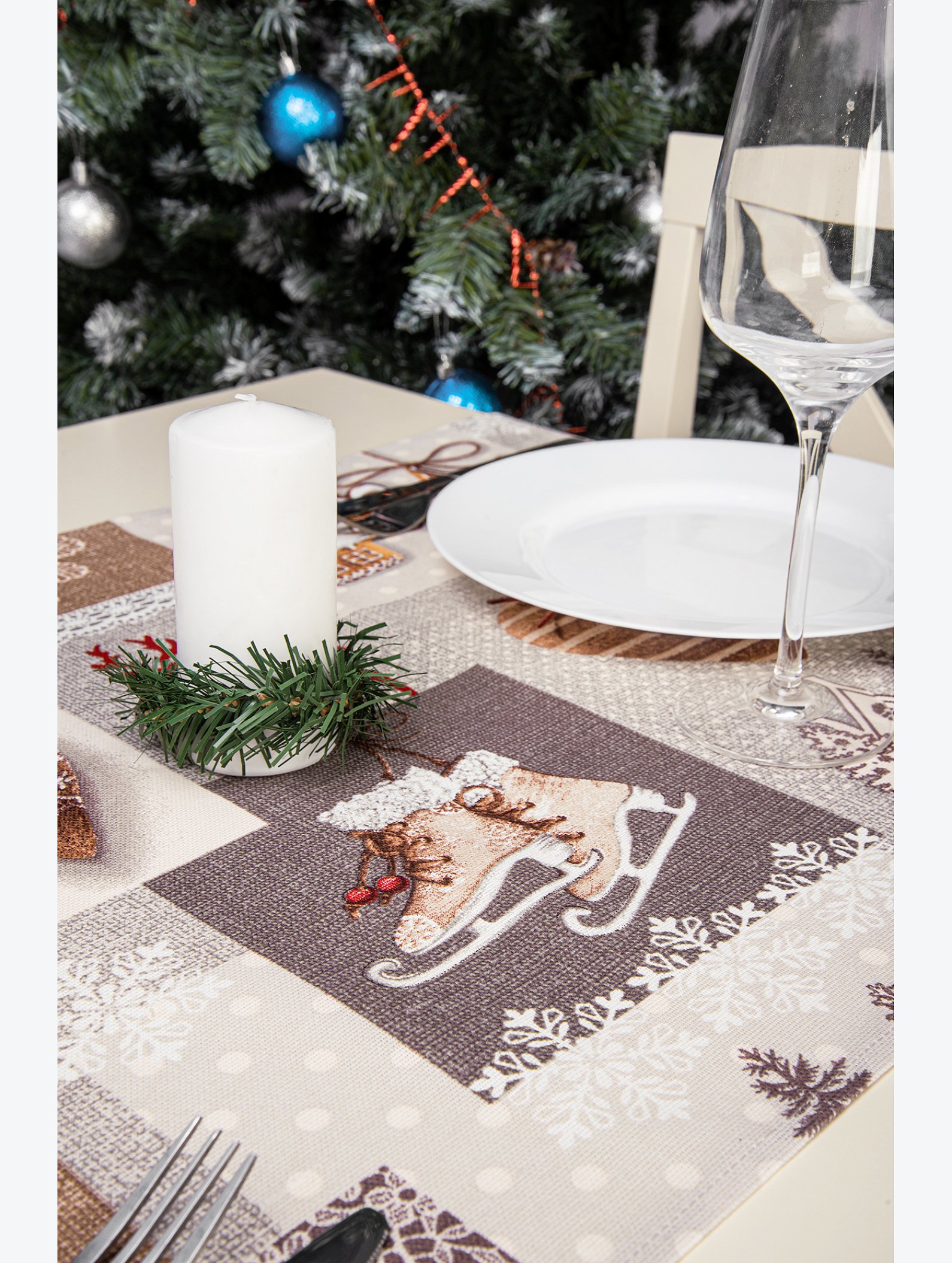 Дорожка на стол из рогожки 145x45 Happy Fox Home