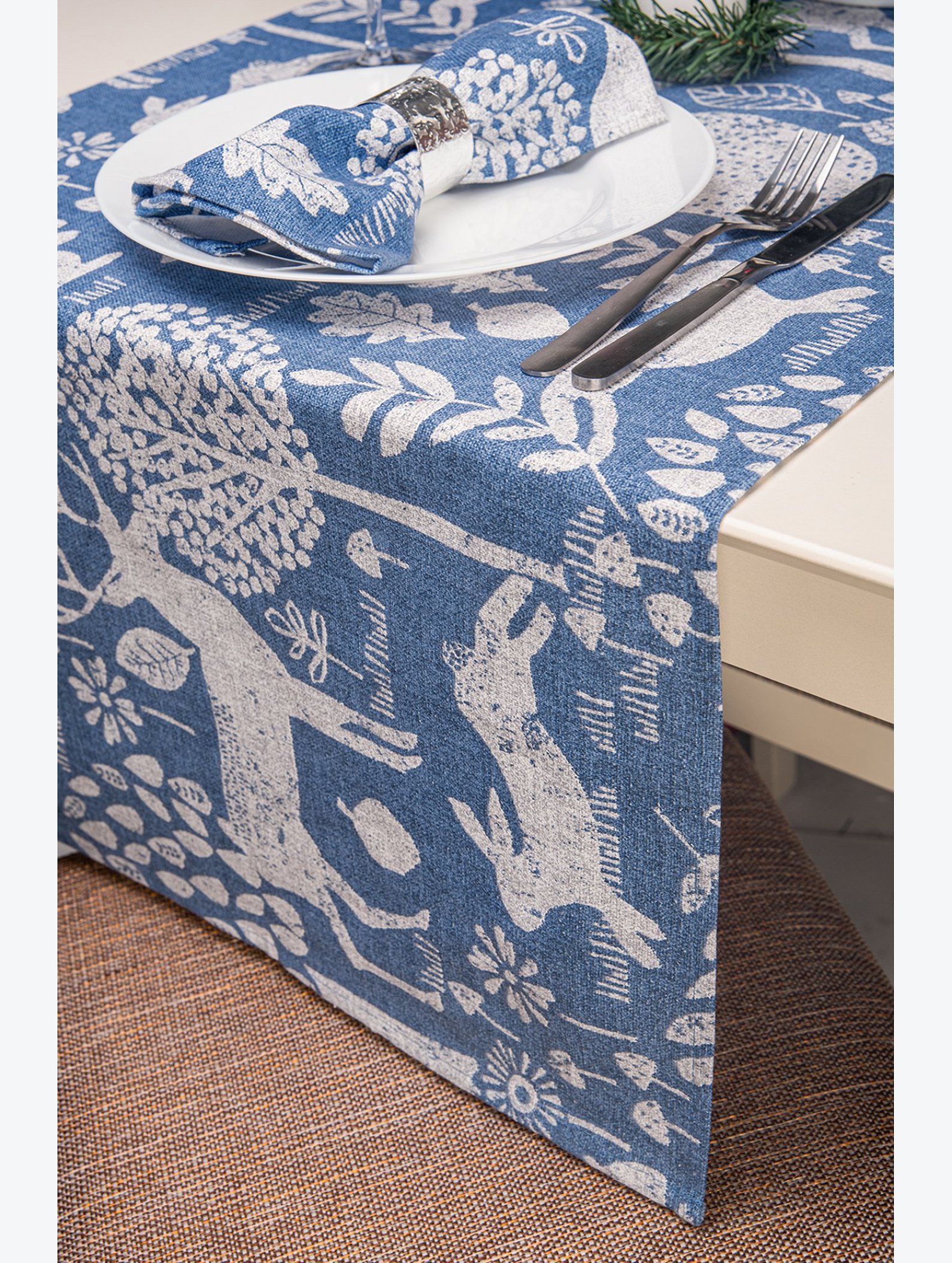 Дорожка на стол из рогожки 145x45 Happy Fox Home