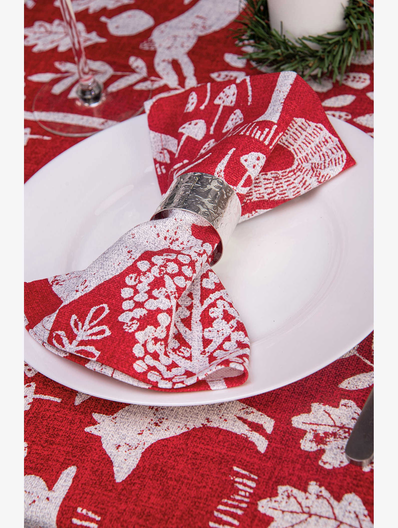 Дорожка на стол из рогожки 145x45 Happy Fox Home