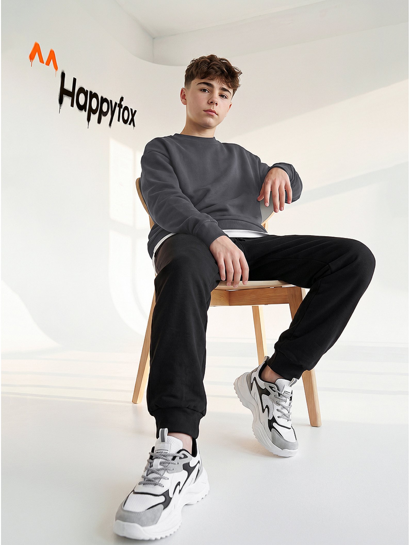 Детский свитшот оверсайз из футера трехнитки Happyfox