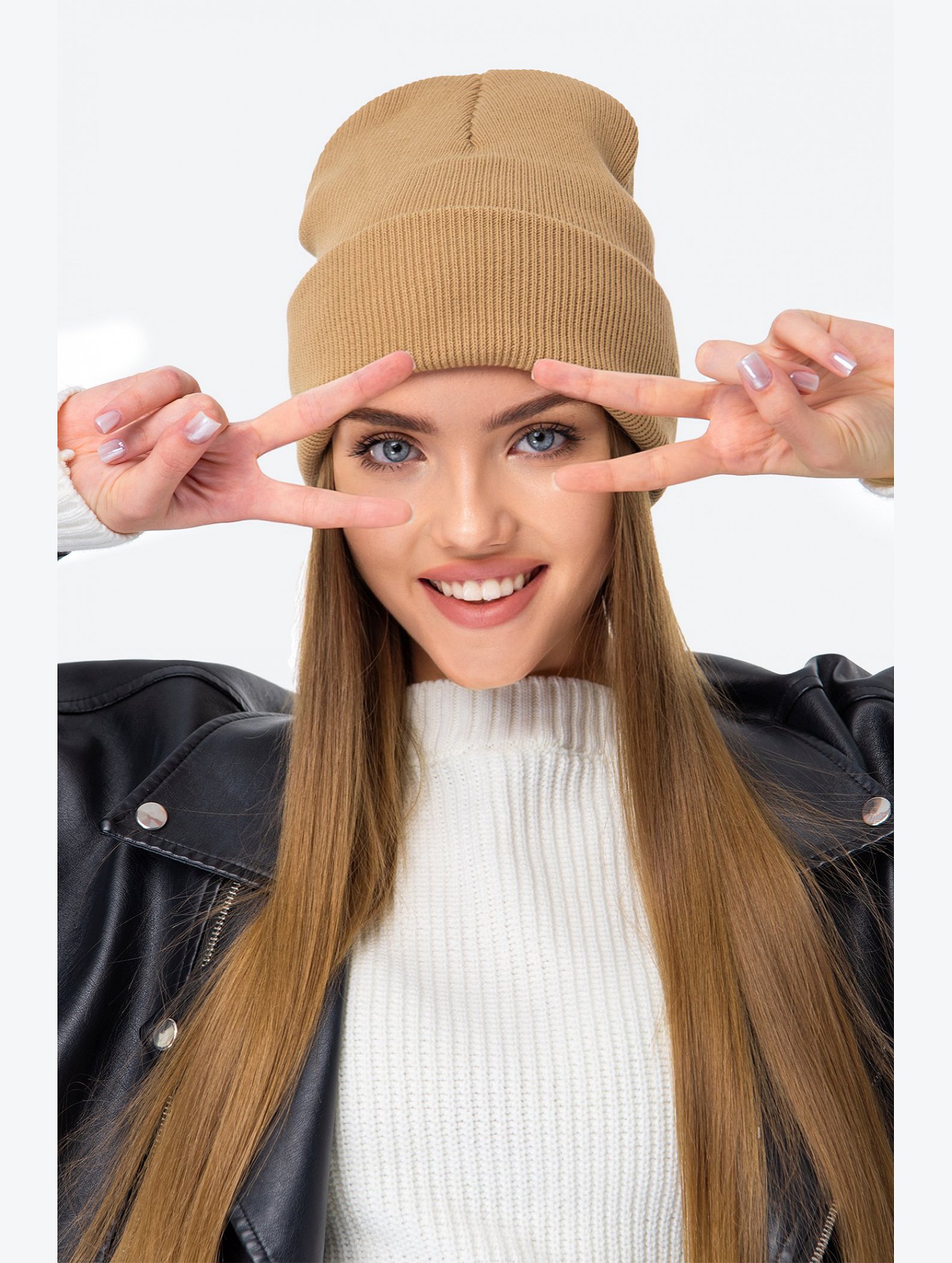 Вязаная шапка в рубчик с отворотом Happyfox