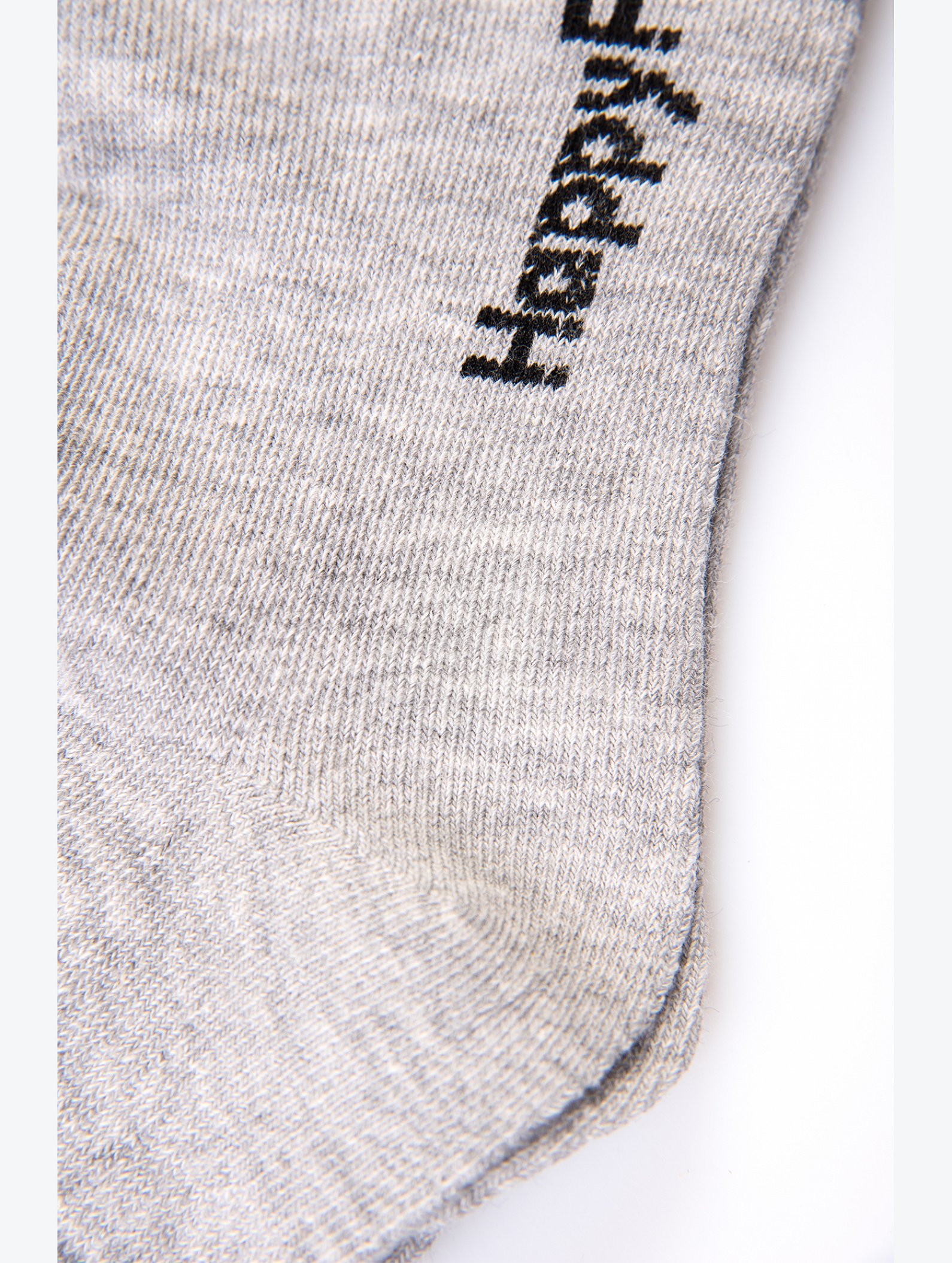 Однотонные базовые носки Happyfox