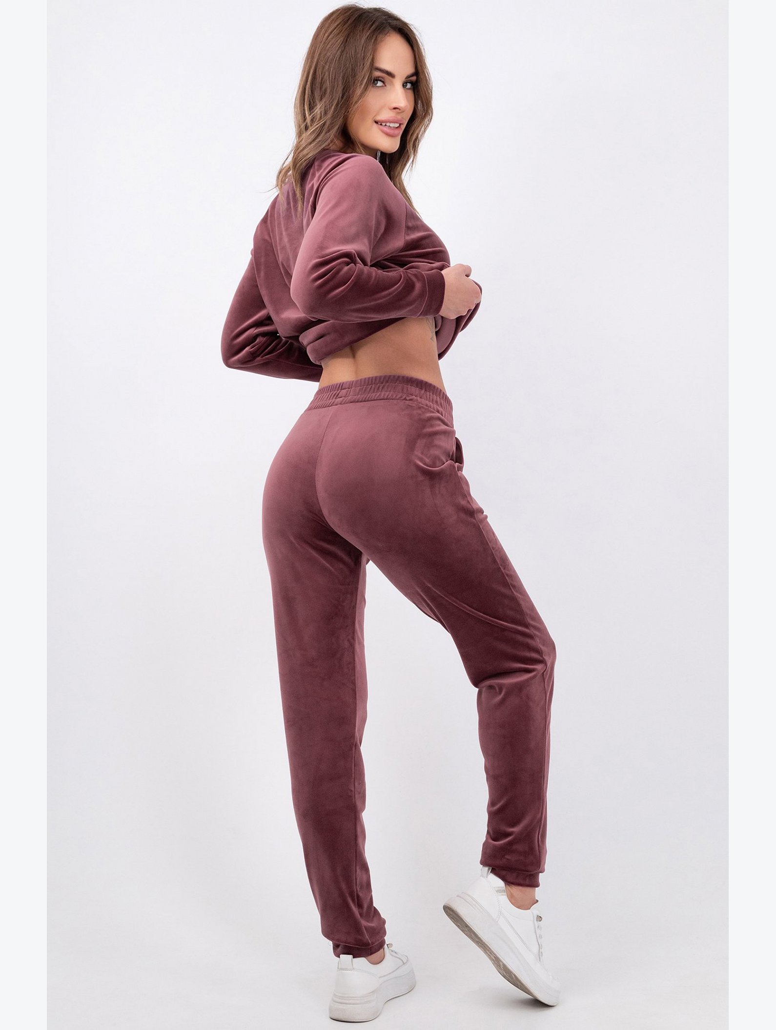 Женский костюм из велюра Happyfox