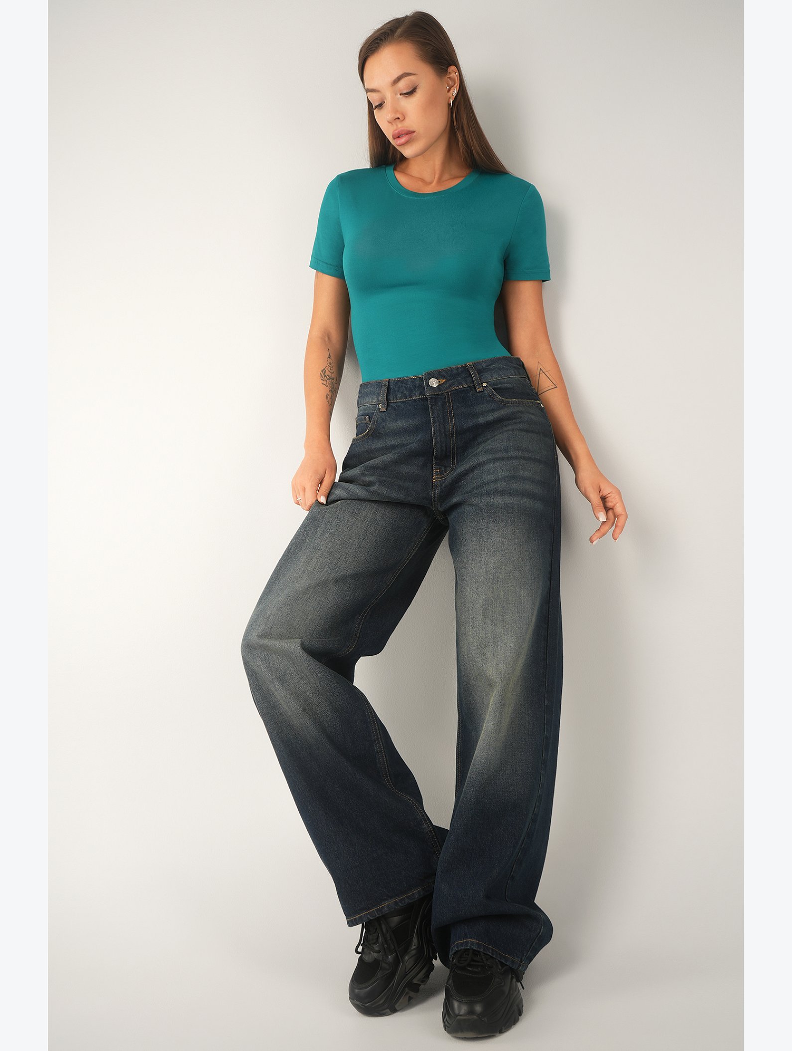 Женская футболка из вискозы Happyfox