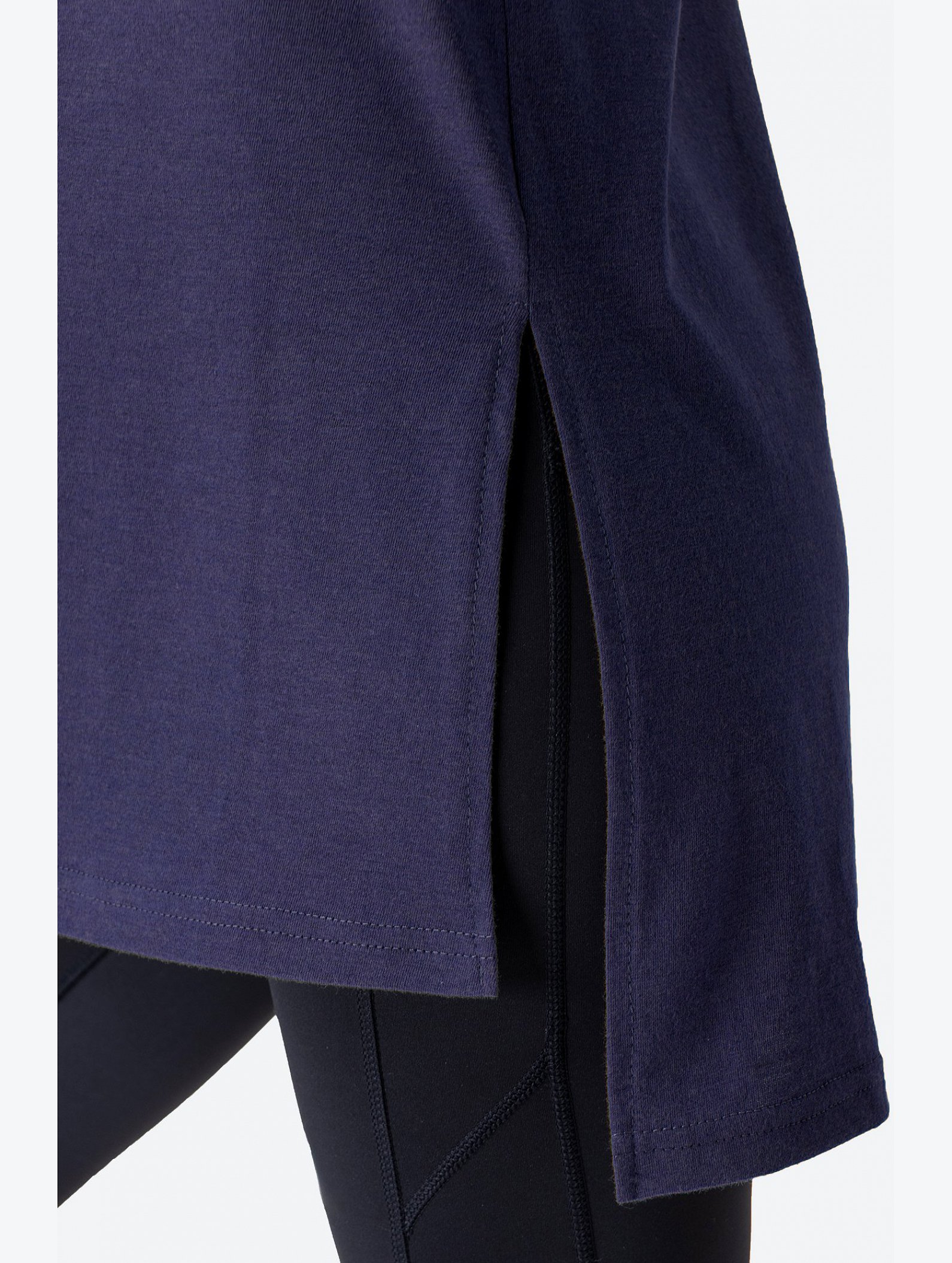 Женская удлиненная футболка с разрезами Happyfox