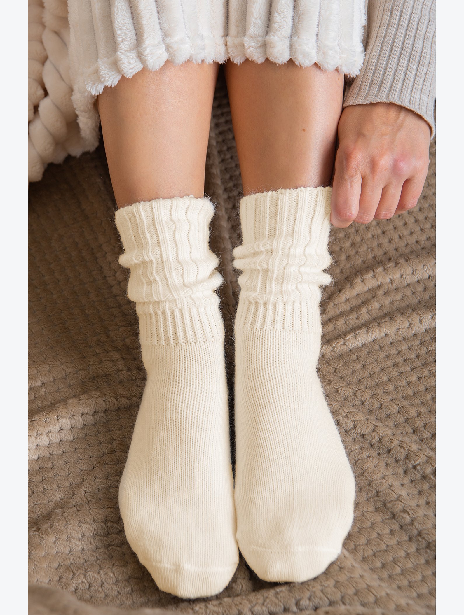 Женские удлиненные шерстяные носки Happyfox