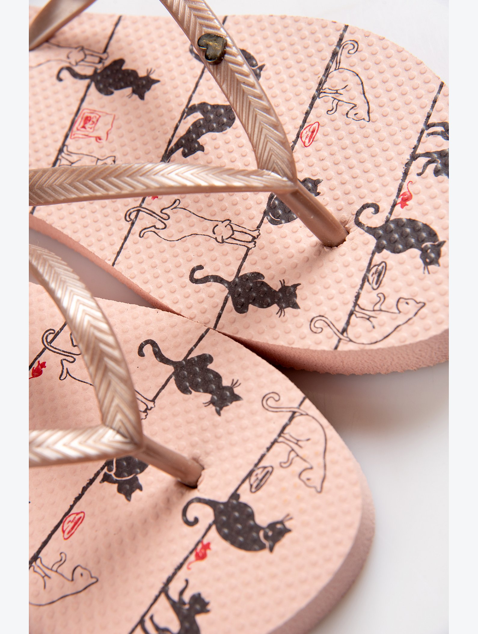Женские сланцы Lucky Land