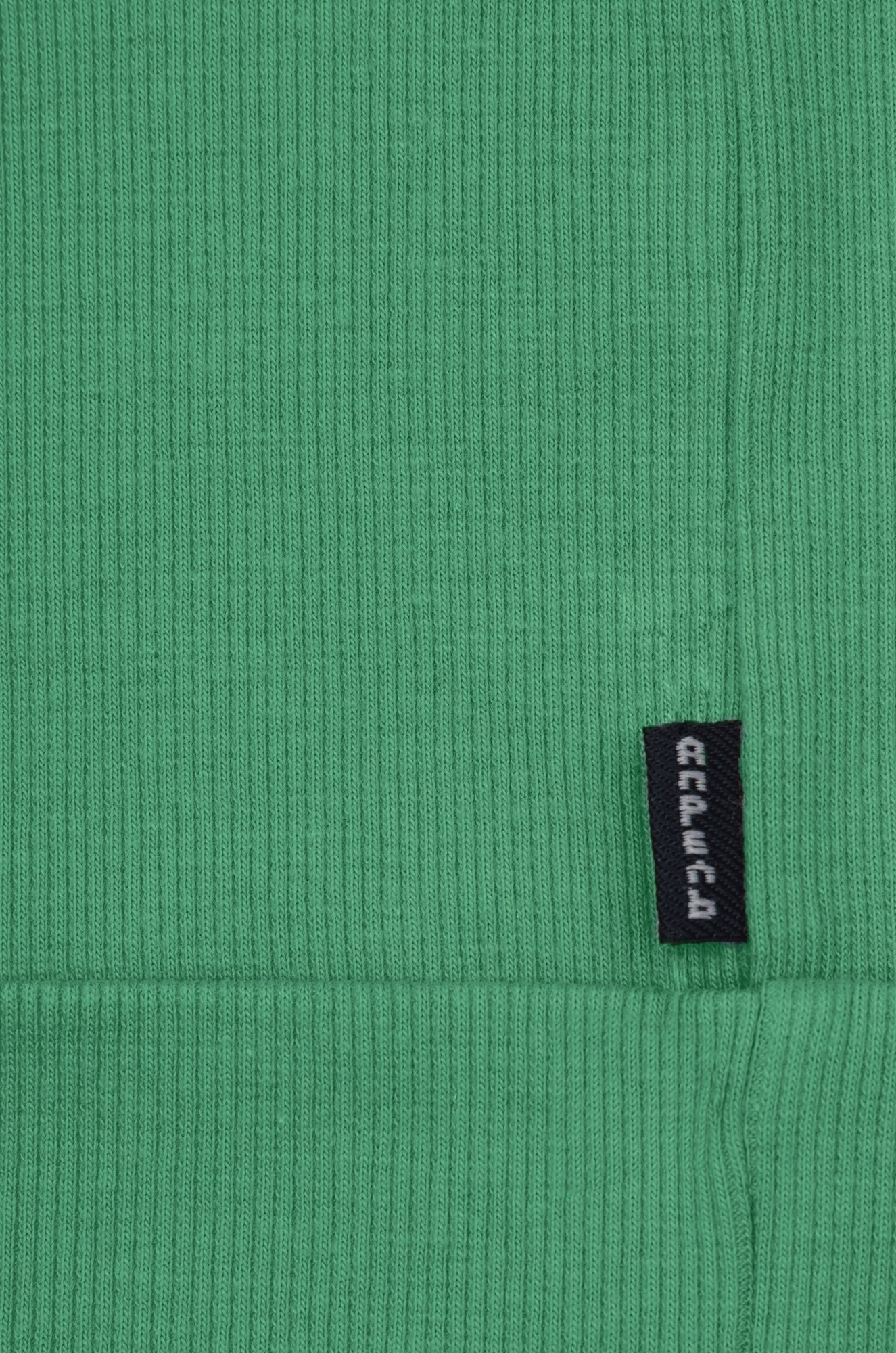 Шапка для девочки Апрель