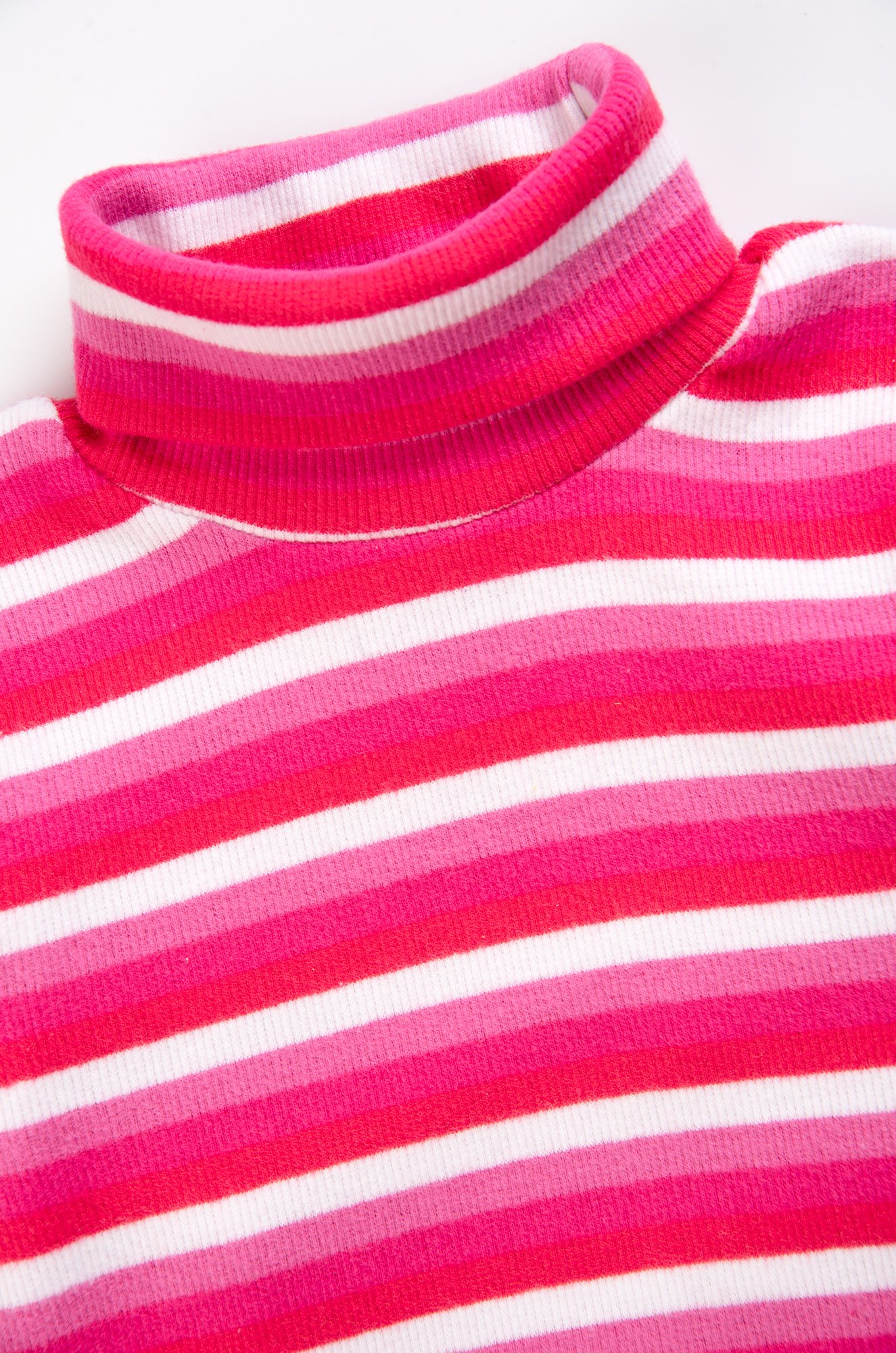 Водолазка для девочки Bonito