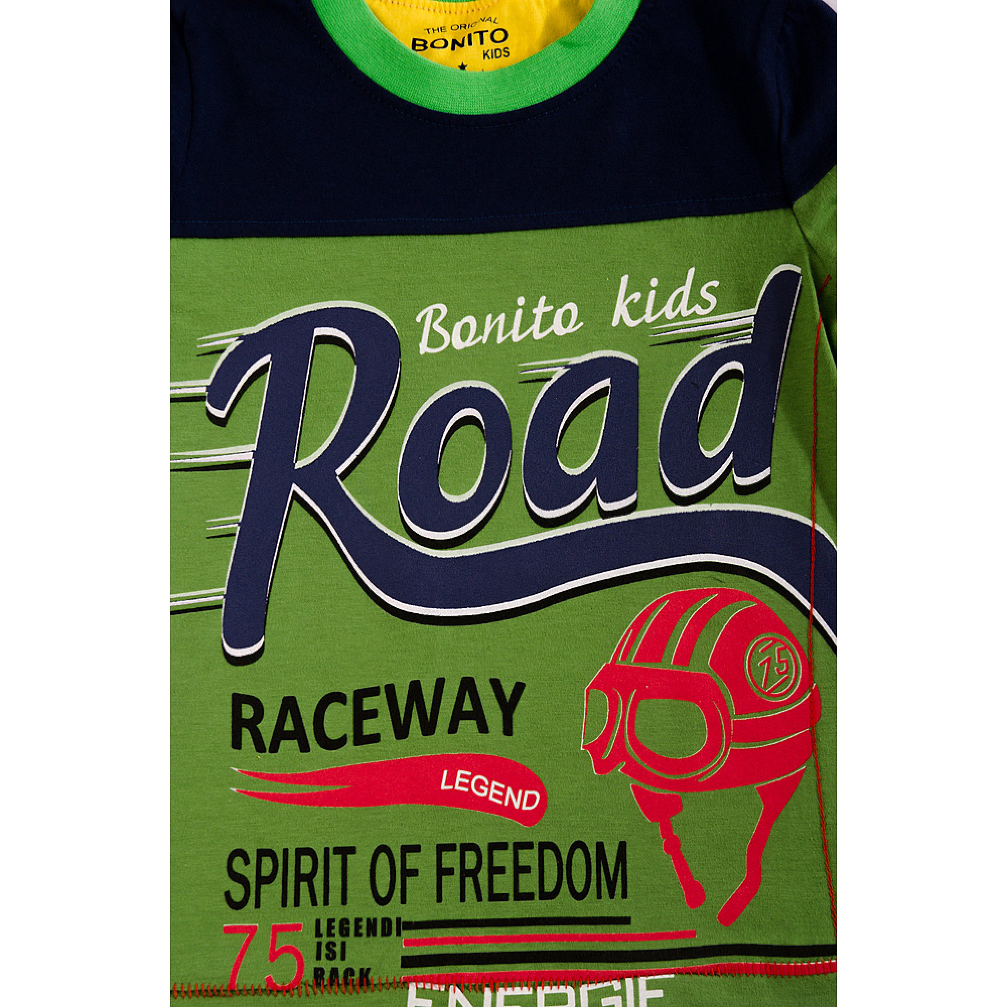 Лонгслив для мальчика Bonito