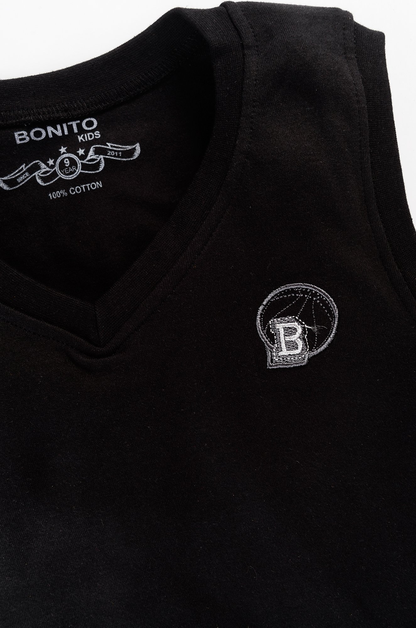 Жилет для мальчика Bonito