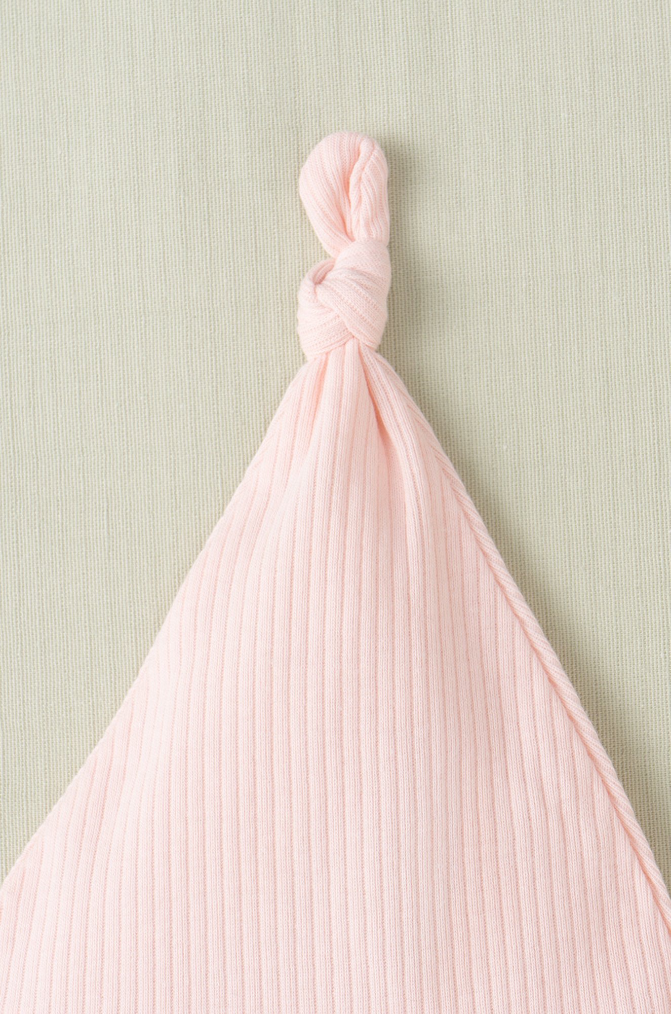 Шапочка в рубчик из натурального хлопка для девочки Crockid