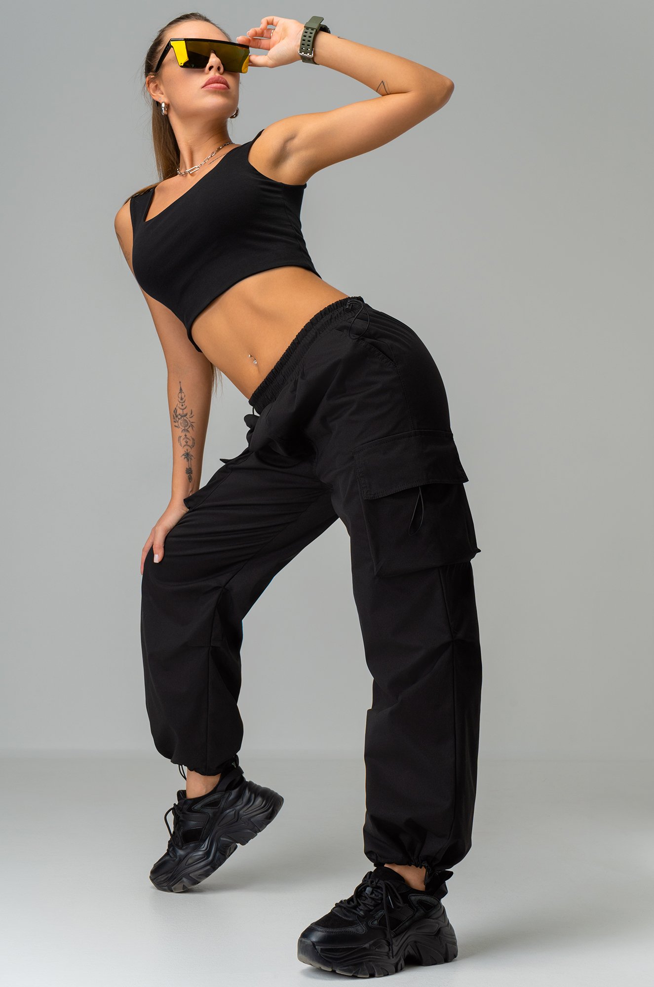 Женские брюки карго Happyfox 6695177 черный купить оптом в HappyWear.ru