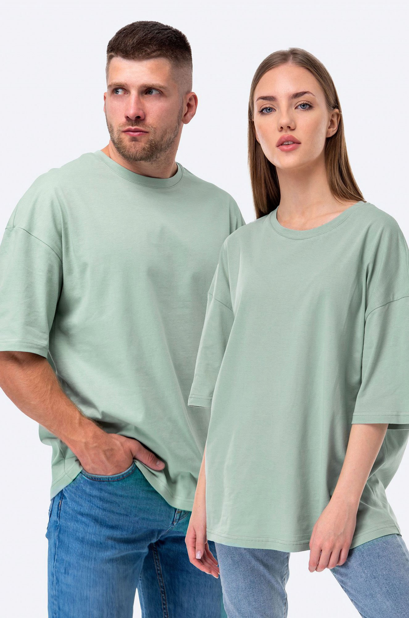 
Футболка унисекс оверсайз Happyfox