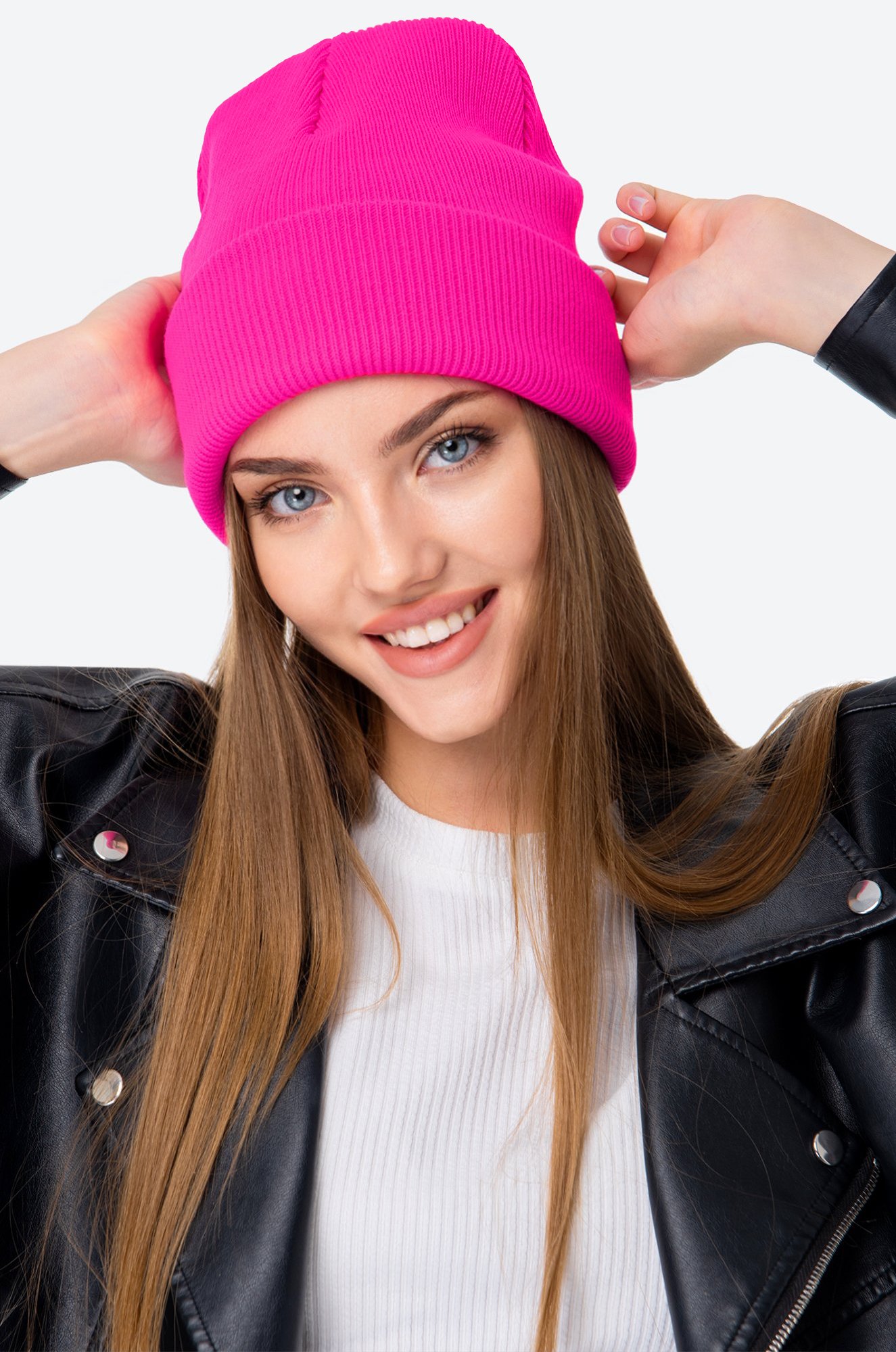 Женская вязаная шапка в рубчик с отворотом Happyfox