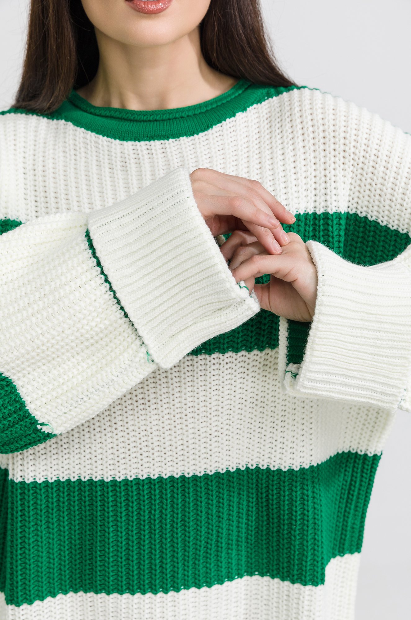 Женский удлиненный вязаный свитер оверсайз в полоску Happyfox