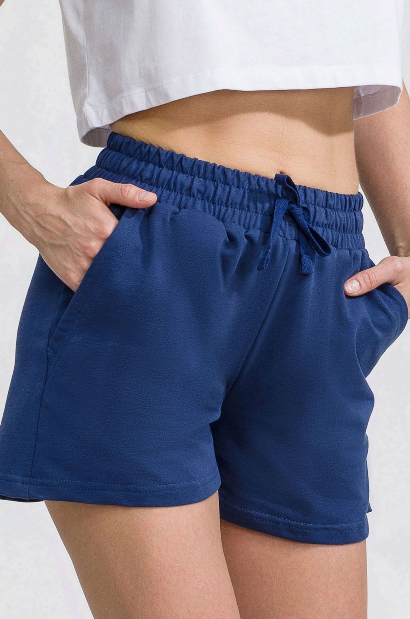 
Женские шорты из футера Happyfox