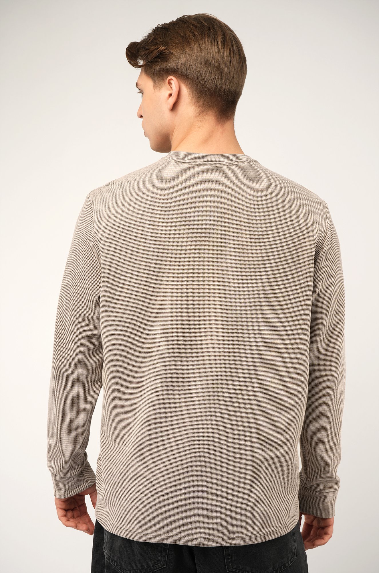 Мужской лонгслив на пуговицах Happyfox