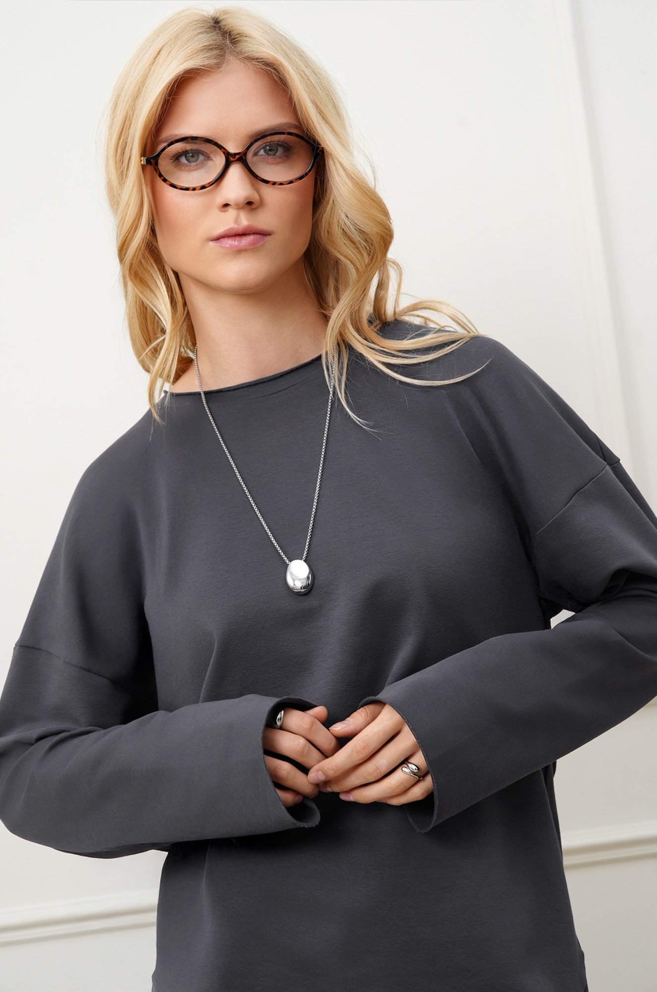 Женский лонгслив оверсайз из футера двухнитки Happyfox