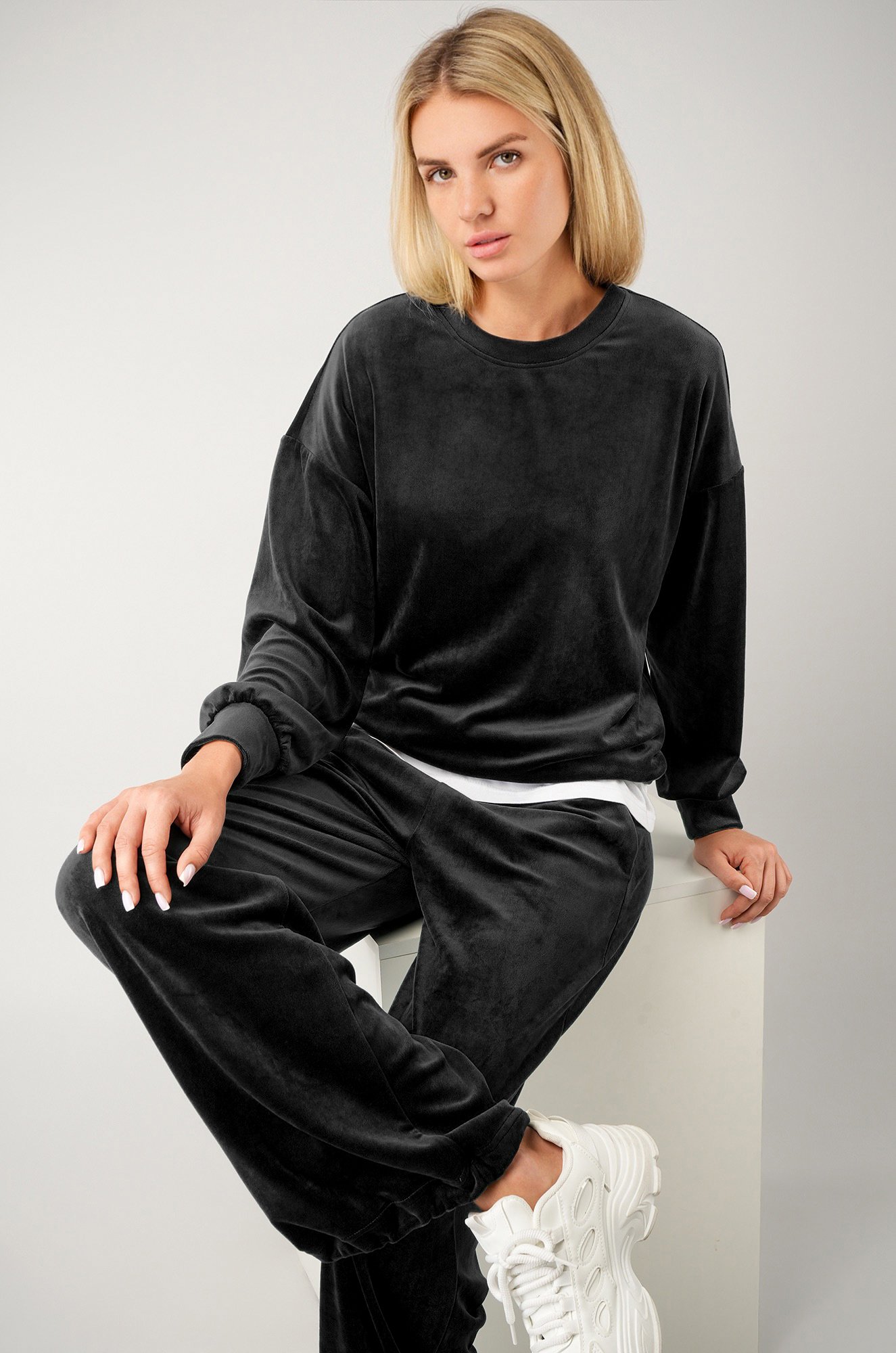 Женский велюровый костюм оверсайз Happyfox