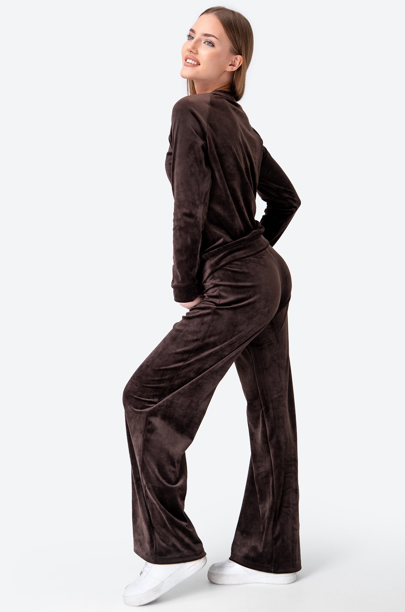 Женский костюм из велюра с брюками палаццо Happy Fox