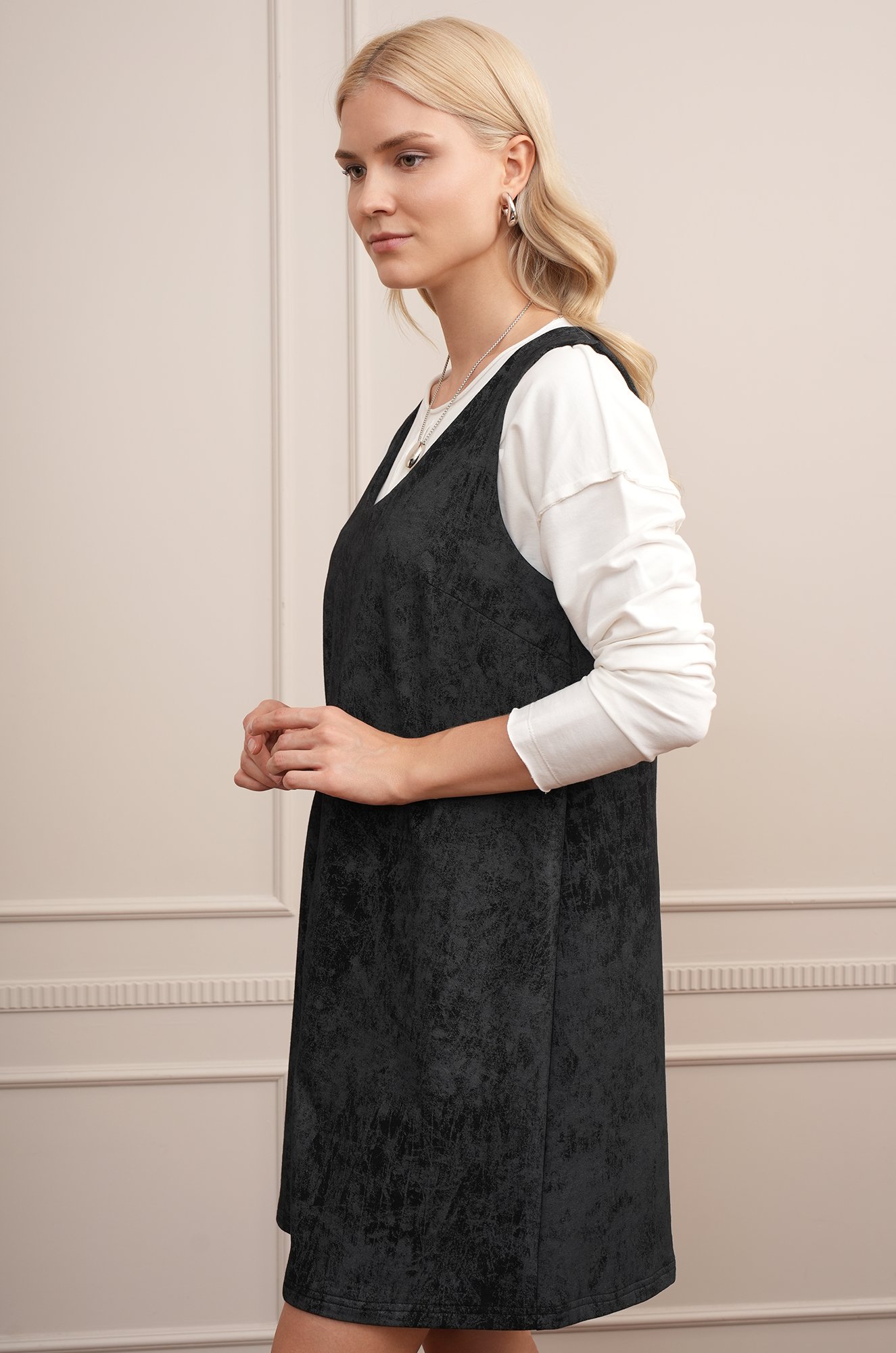 Женское офисное платье - сарафан Happyfox