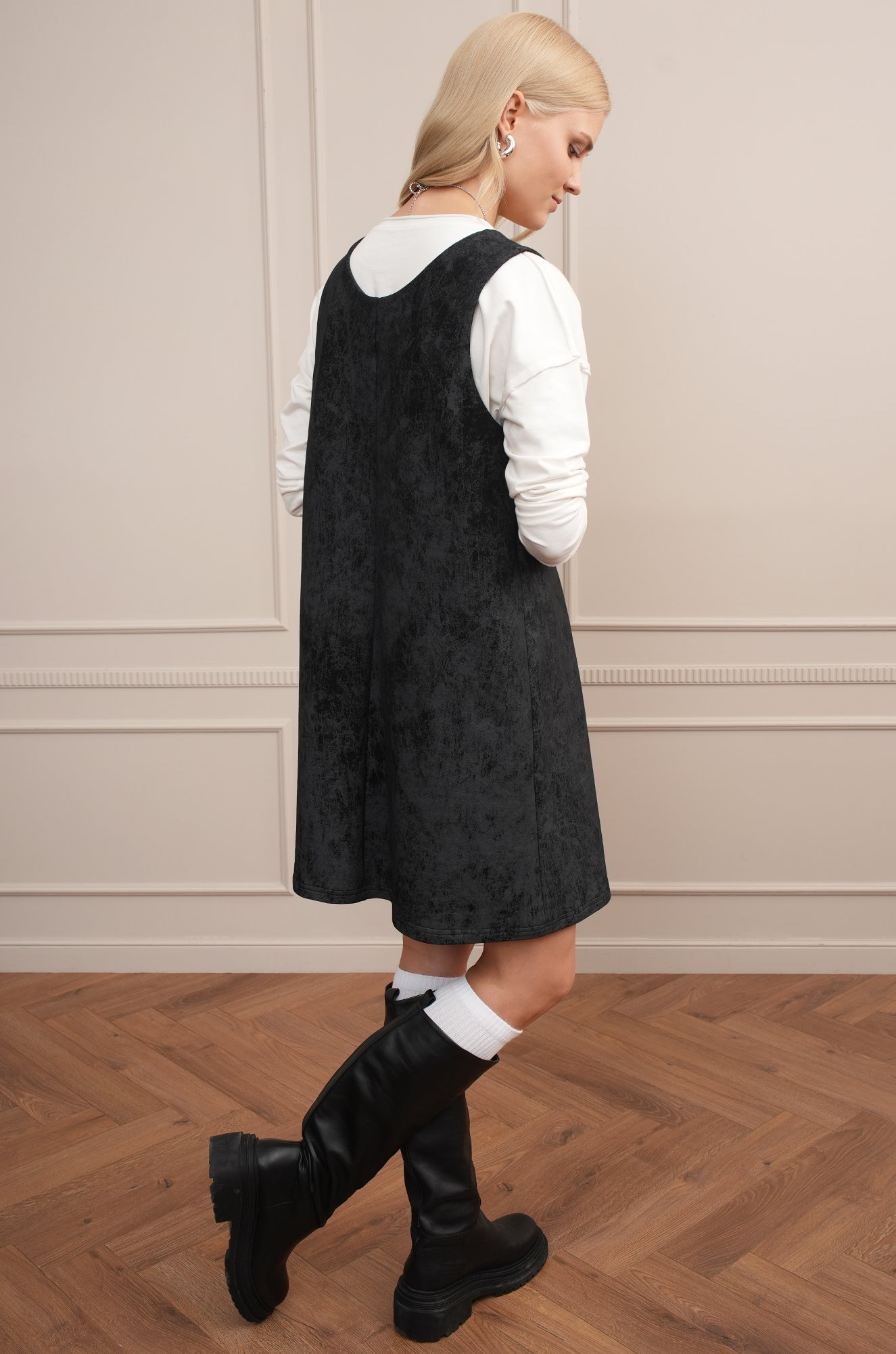 Женское офисное платье - сарафан Happyfox