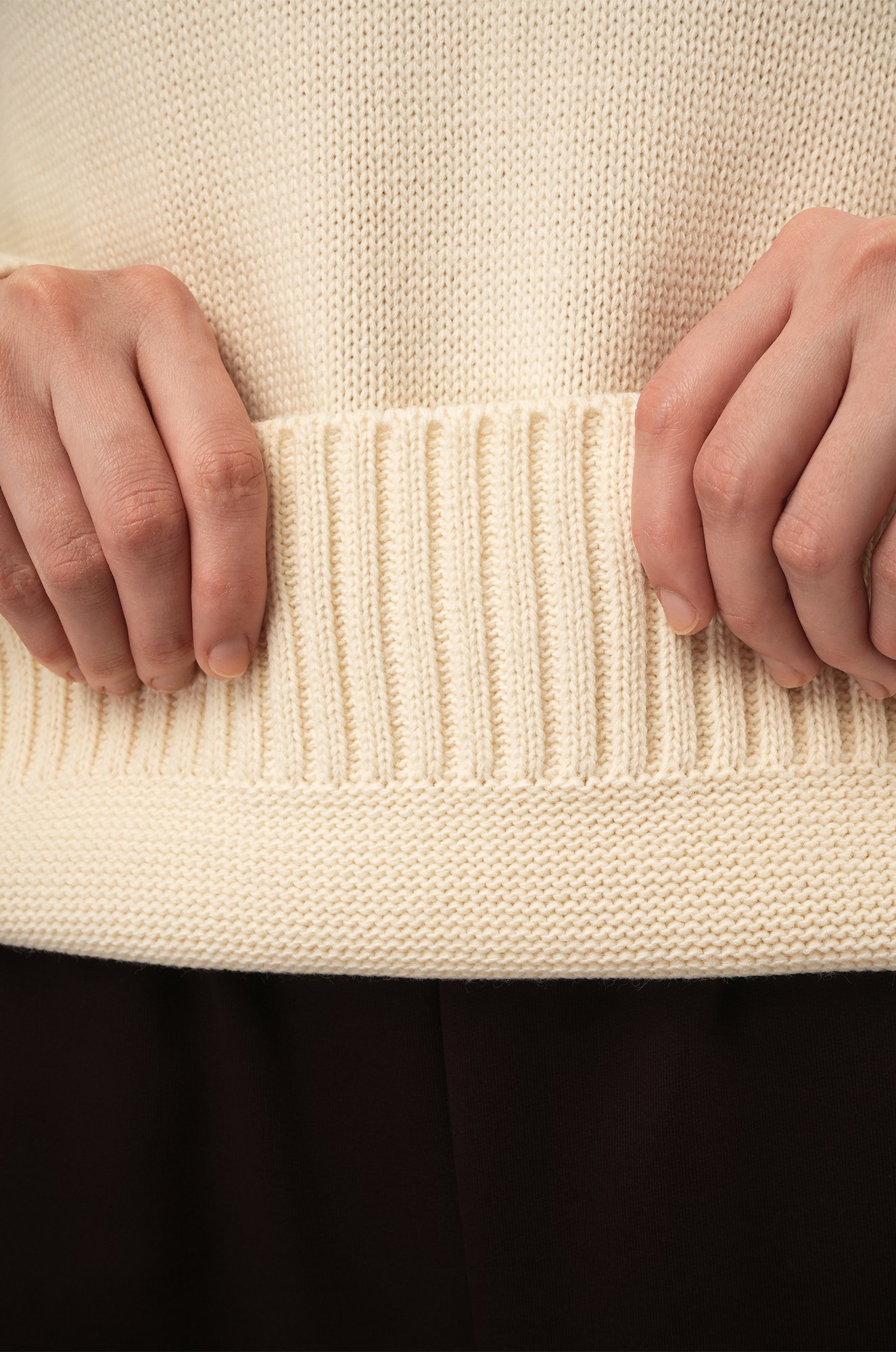 Женский свитер оверсайз Happyfox