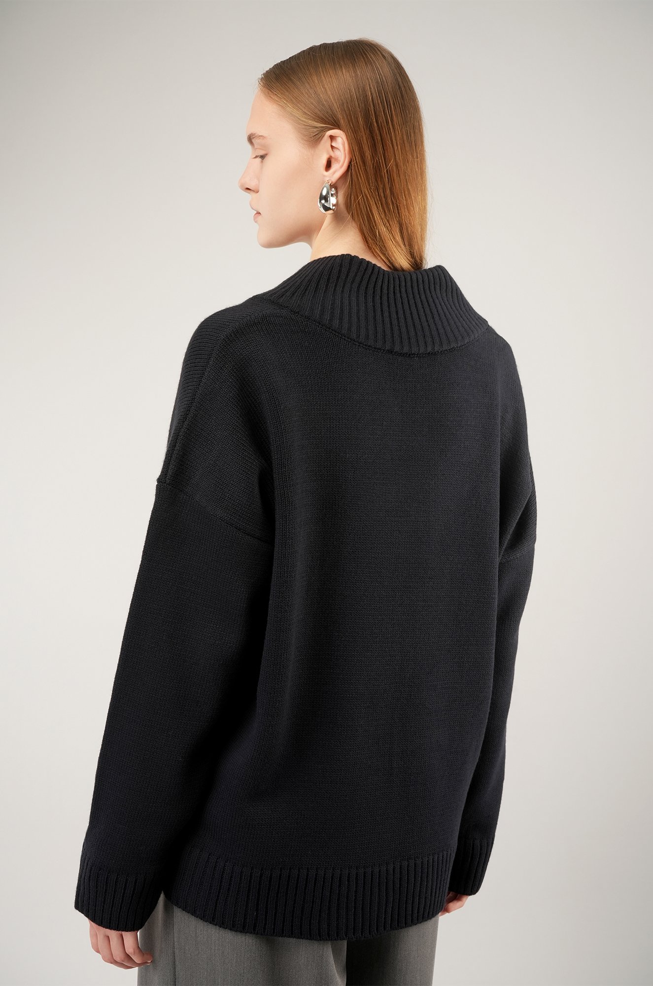 Женский свитер оверсайз Happyfox