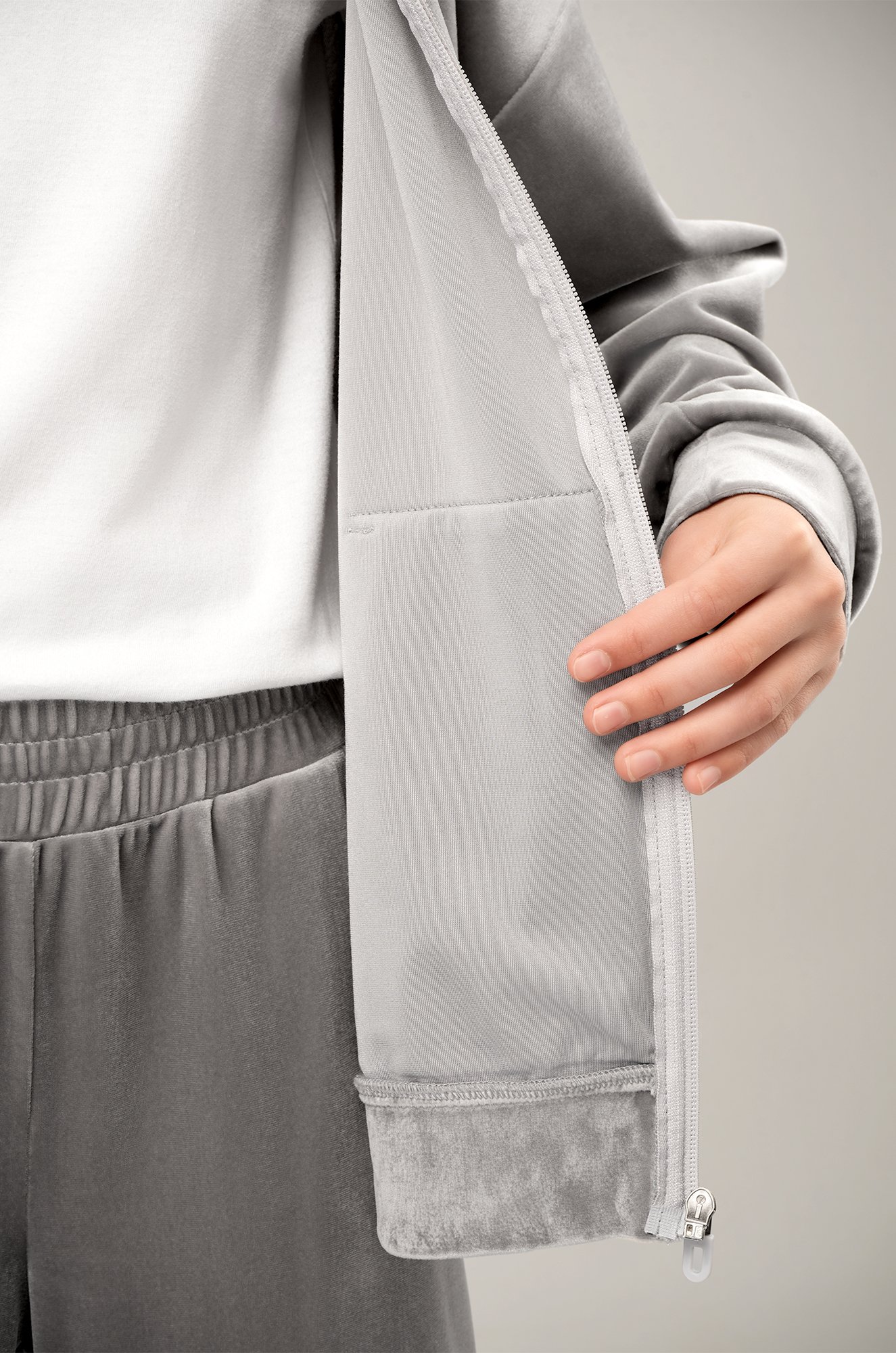 Велюровый костюм для девочки Happyfox