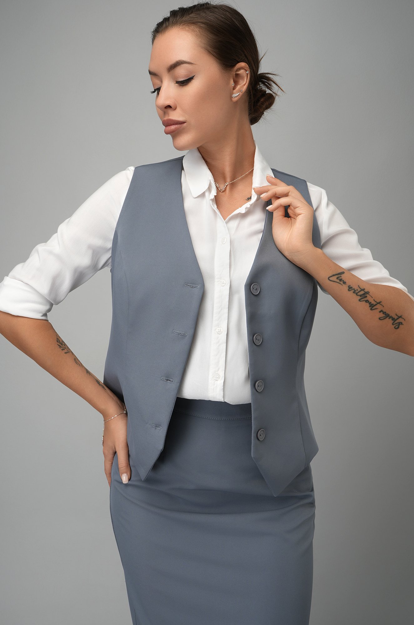 Женский костюм с жилетом и юбкой Happyfox