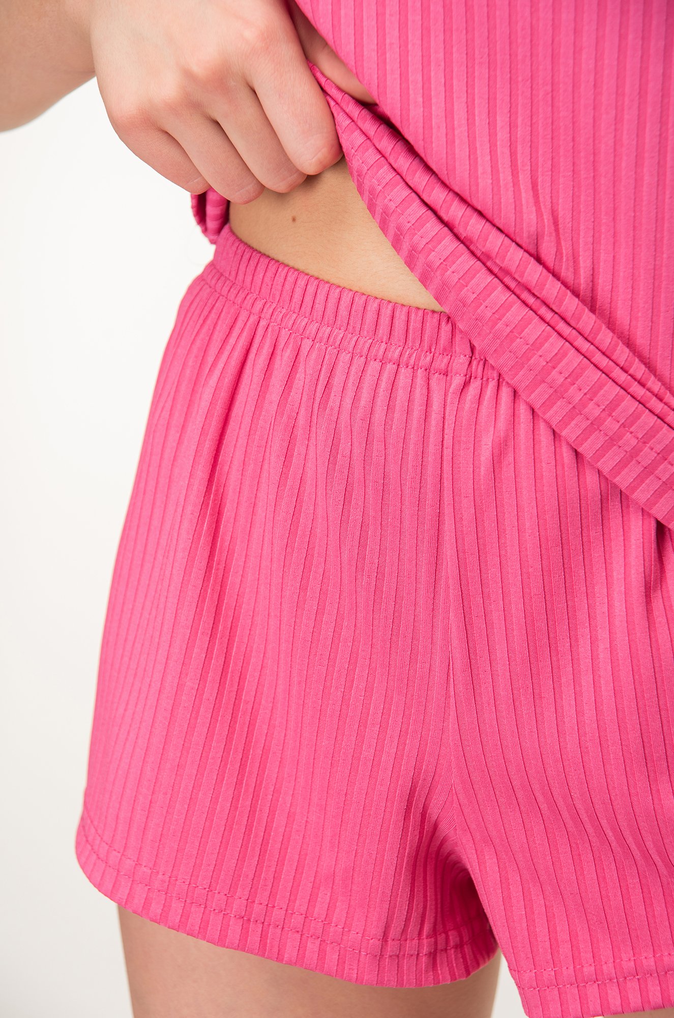 Женская пижама с шортами в рубчик Happyfox