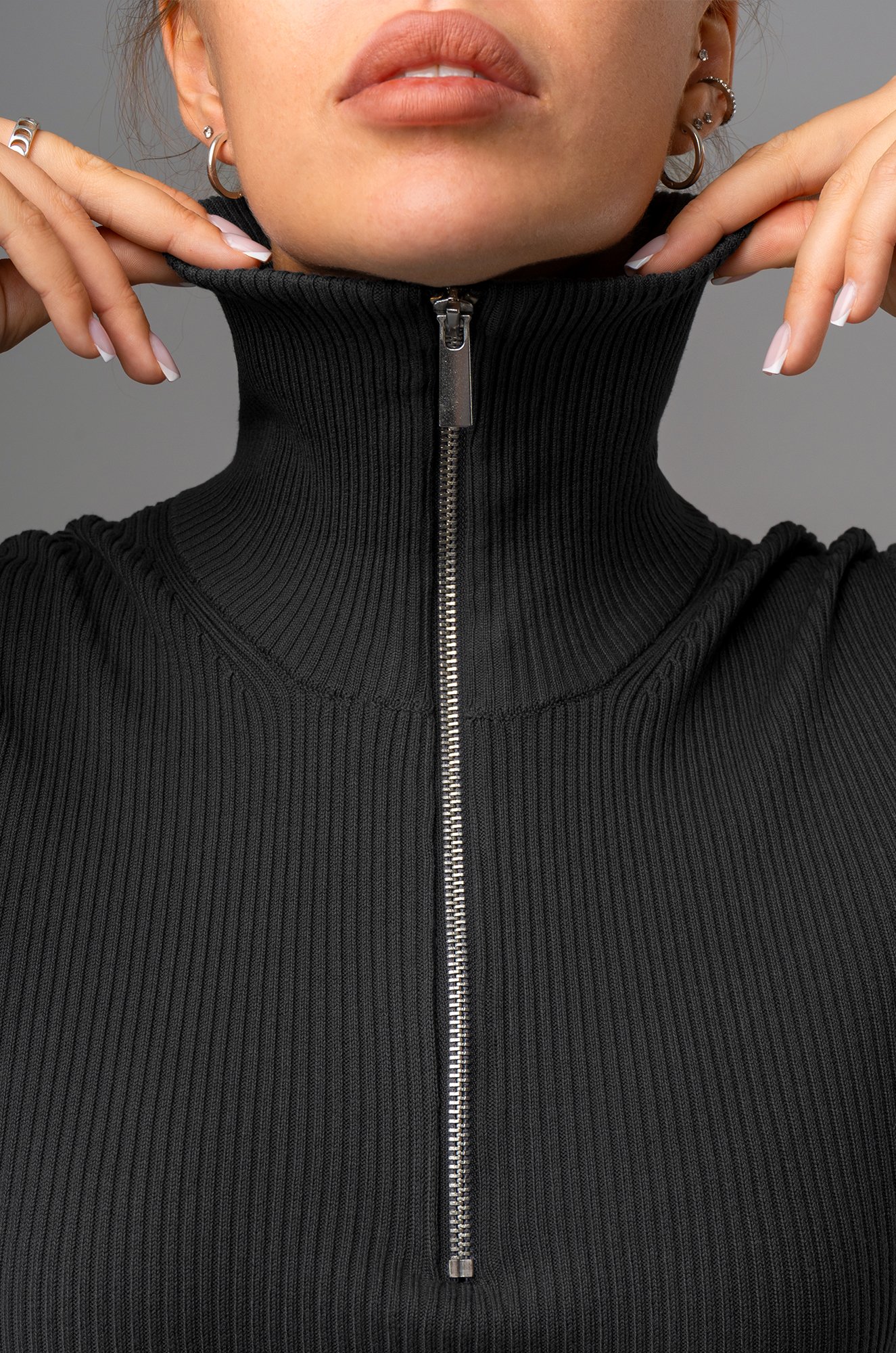 Женский джемпер в рубчик с воротником на молнии Happyfox