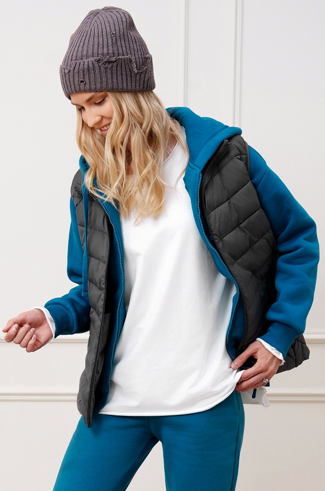 Женский утепленный жилет Happyfox