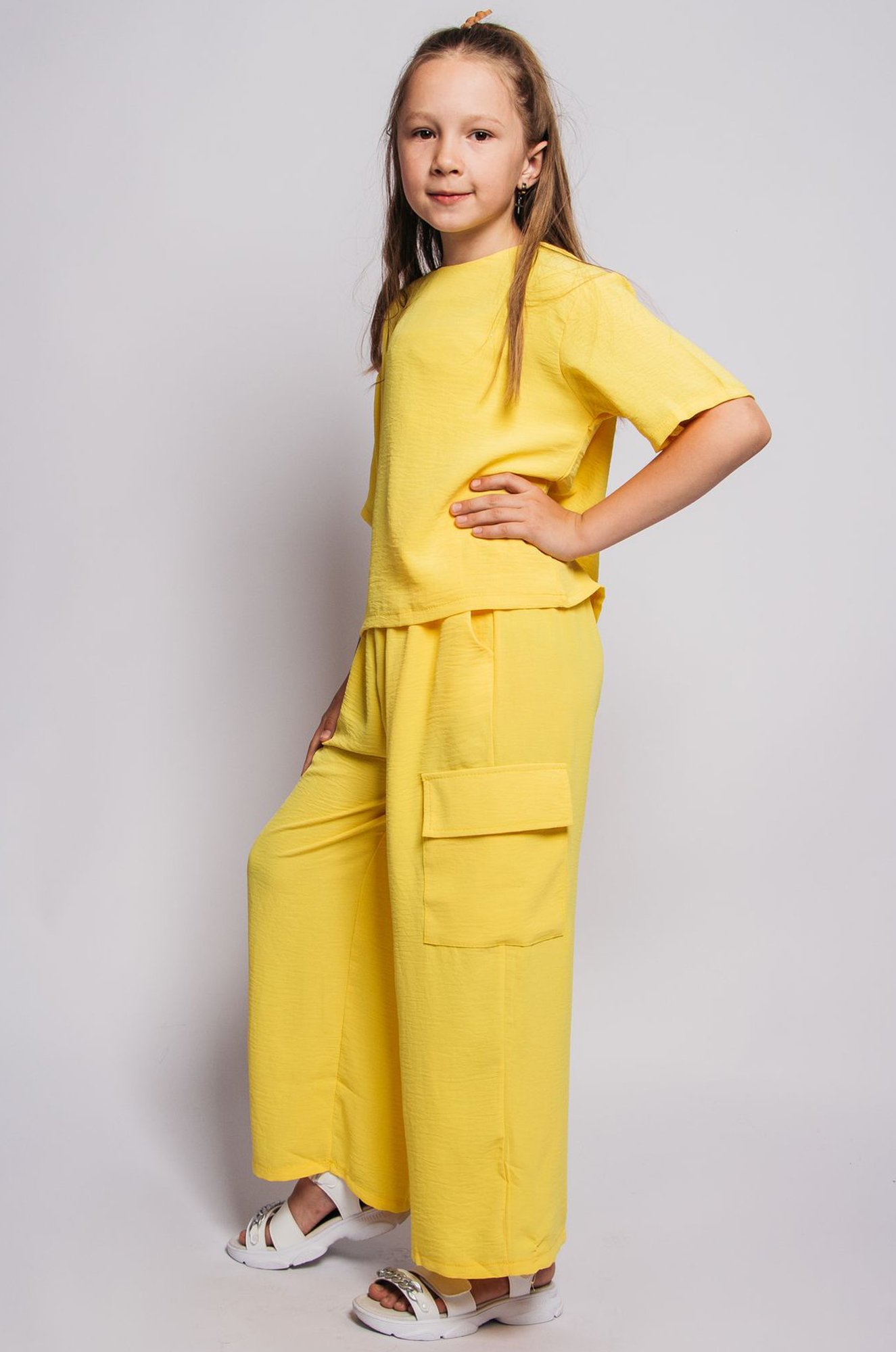 Костюм с брюками карго из ткани жатка Be Friends