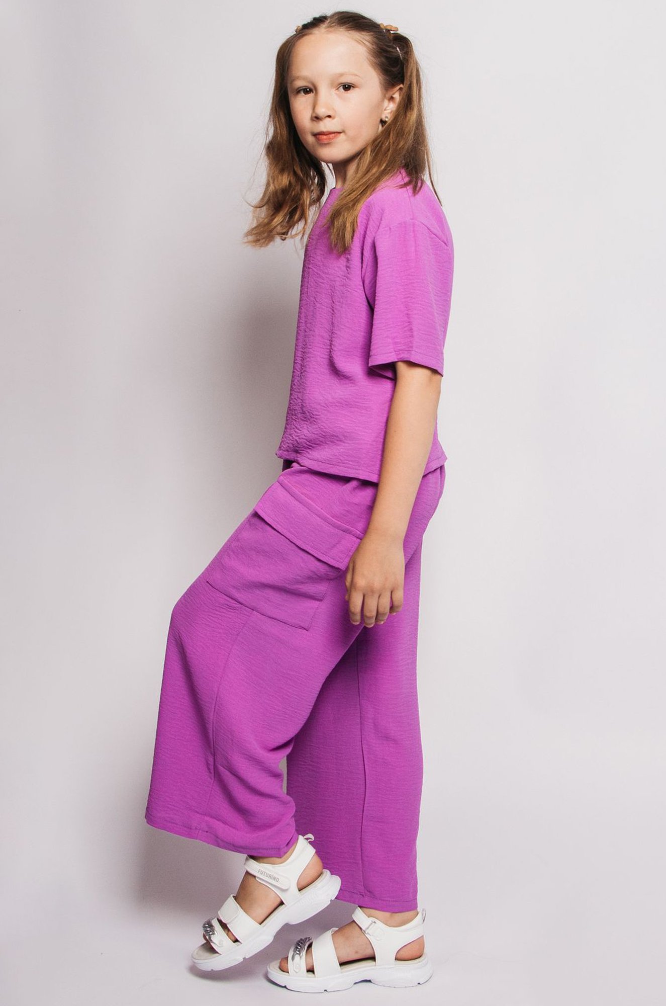 Костюм с брюками карго из ткани жатка Be Friends