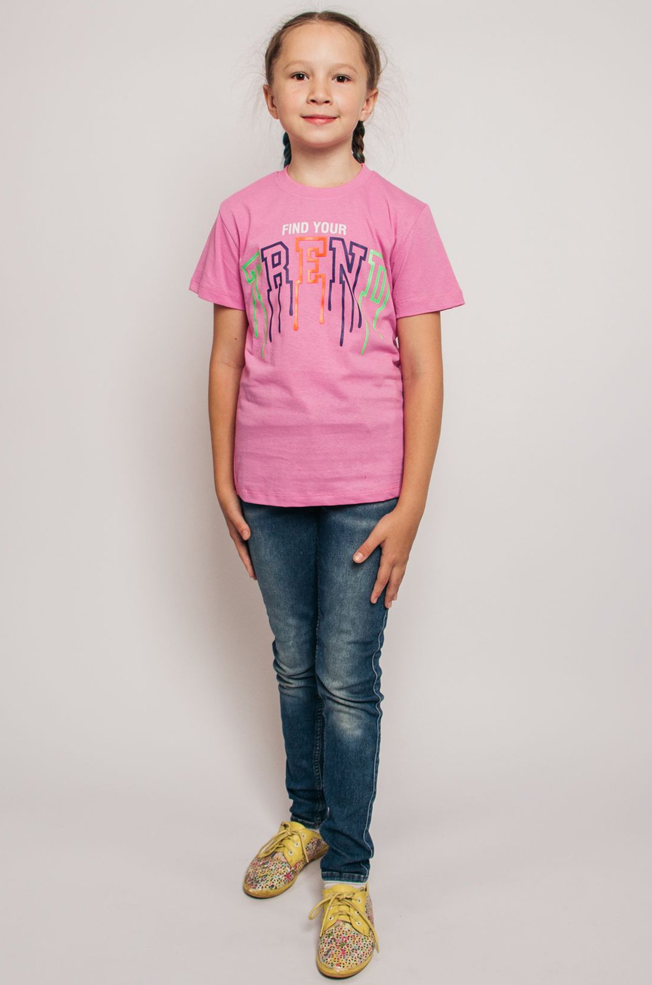 Хлопковая футболка для девочки Be Friends