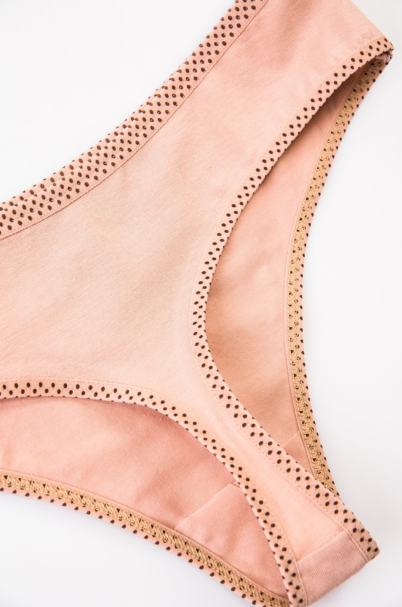 Женские стринги Nicoletta