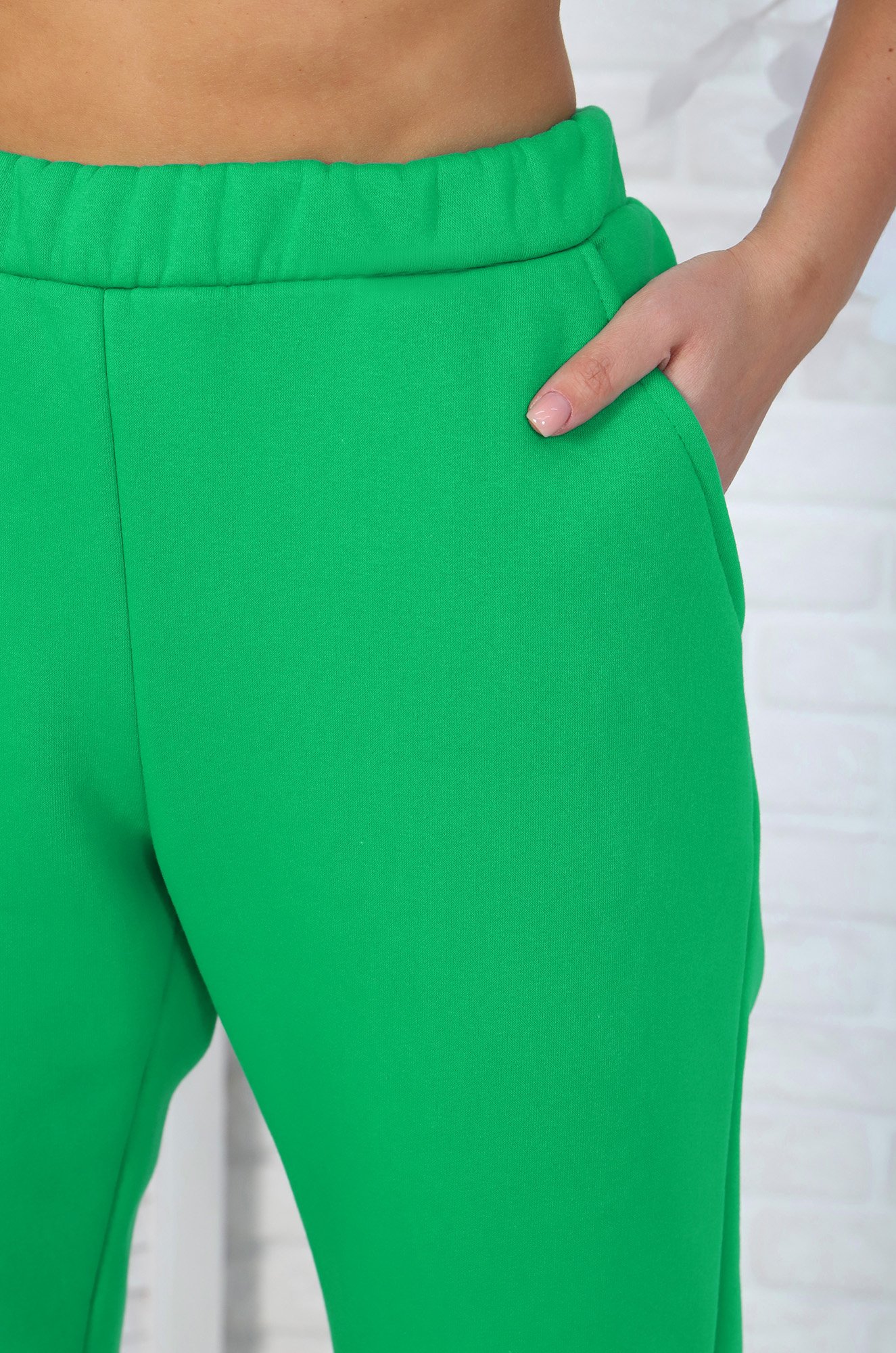 Теплые женские брюки из футера трехнитки с начесом Палитра Текстиль