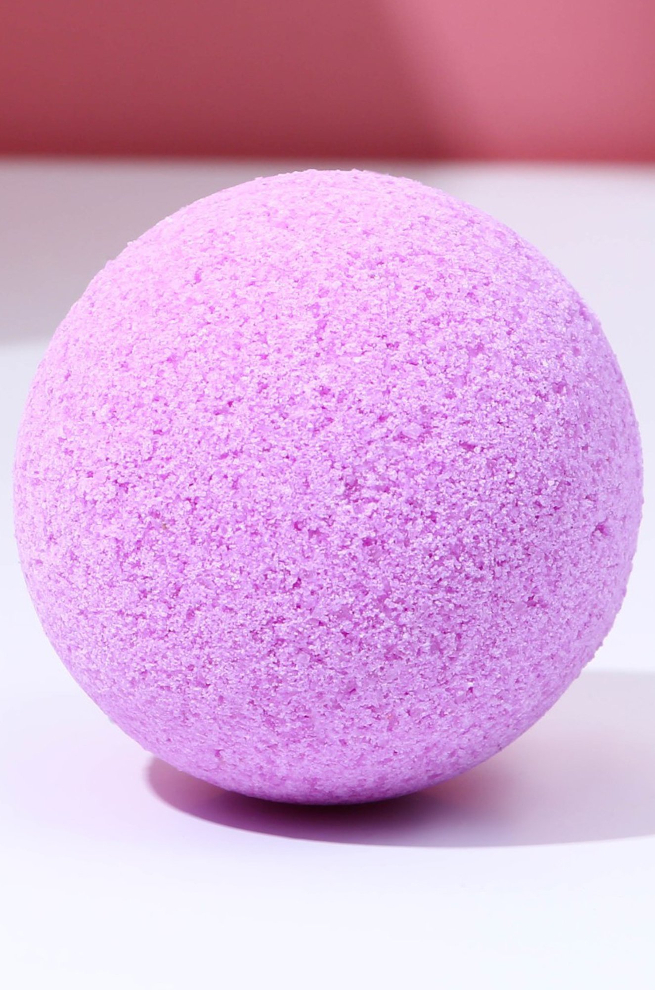 Бомбочка для ванны с предсказанием внутри аромат черная смородина 130 г Чистое счастье