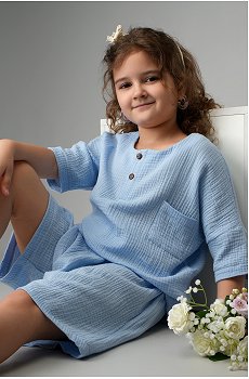 светло.голубой