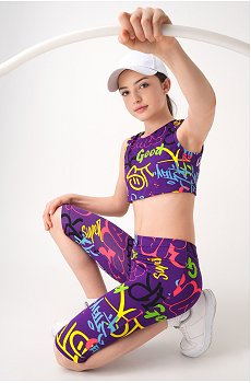 фиолетовый