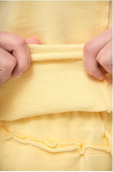 нежно.желтый