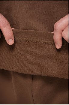 коричневый