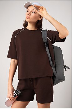 шоколадный