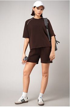 шоколадный