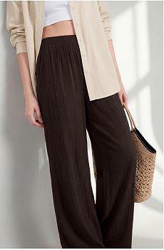 шоколадный