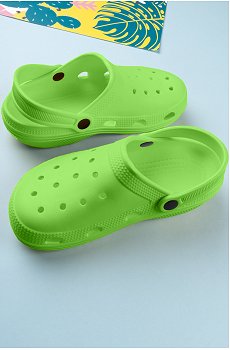зеленый
