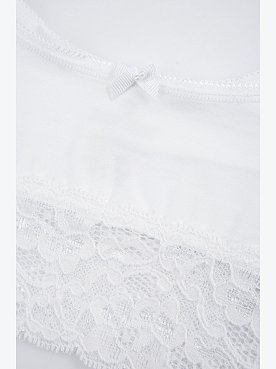 белый