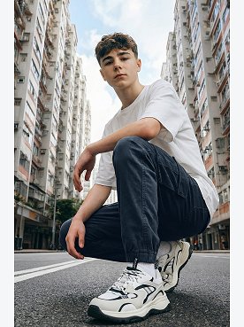 синий